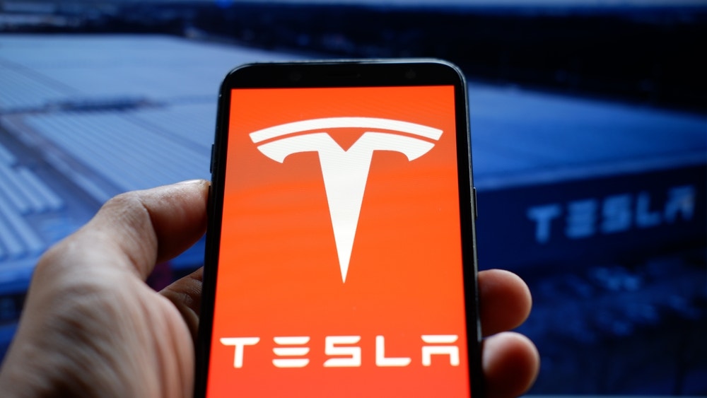 Why Tesla Stock Is Down For 4th Straight Session Today