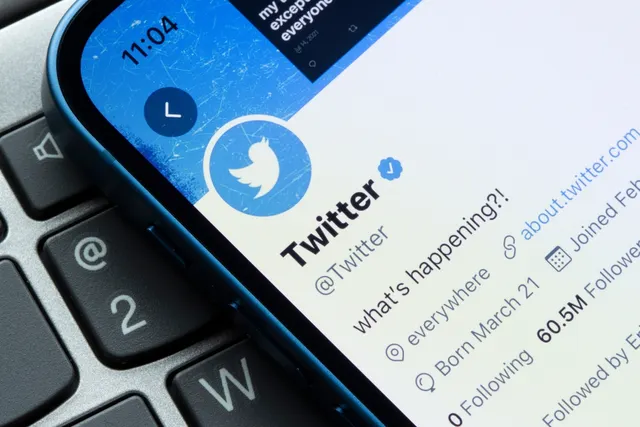 Twitter Rolls Out 'Blue For Business,' Visa Pitches Auto-Payments On Ethereum Blockchain, Justin Bieber Slams H&M: Today's Top Stories