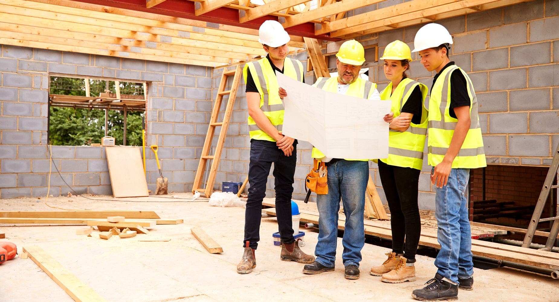 Homebuilder Confidence Continues To Fall, Analyst Expects Industry To 'Slow Further In 2023'