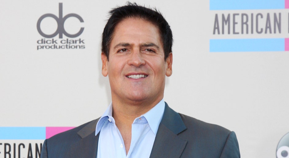 Shark Tank Investor Mark Cuban Once Defended Bitcoin By Dissing Bullion Hoarders: 'If You Have Gold, Your'e Dumb As F***'
