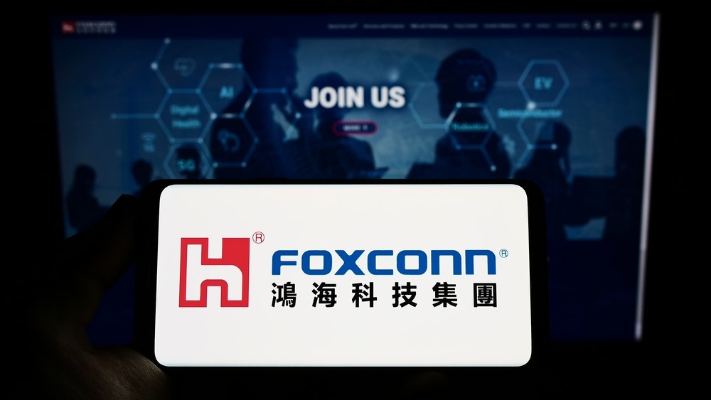 Apple Supplier Foxconn Apologizes For 'Technical Error' While Hiring After Fresh Protests At iPhone Facility