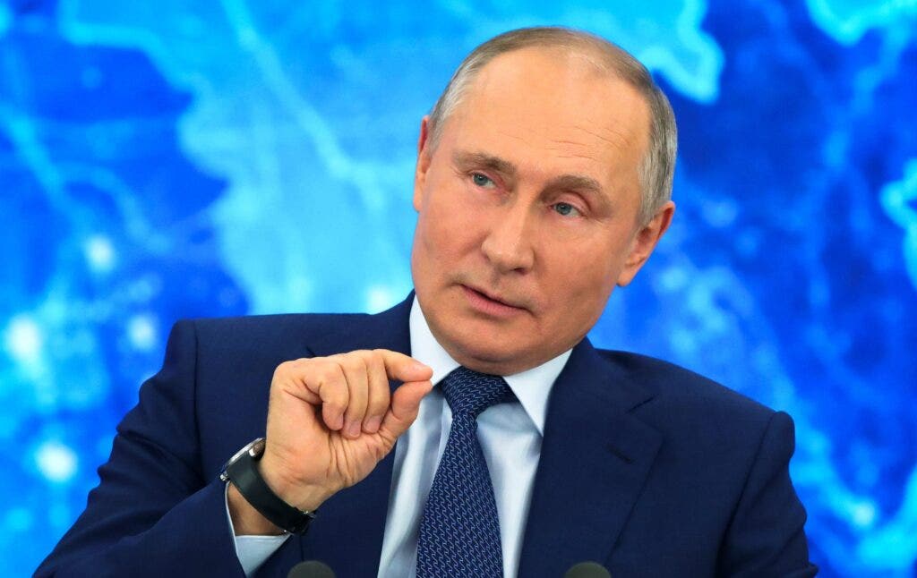 Putin Criticizes US Monopoly, Calls For Russian Blockchain-Based International Payment System