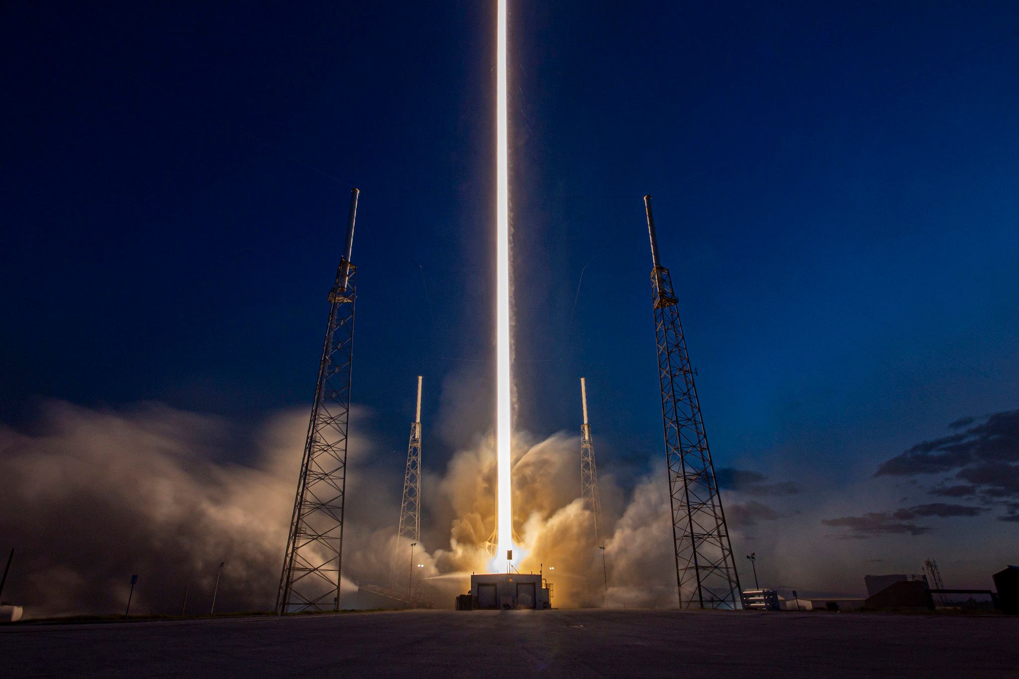 SpaceX-Linked Stock Momentus Is Rocketing Higher: What's Going On?