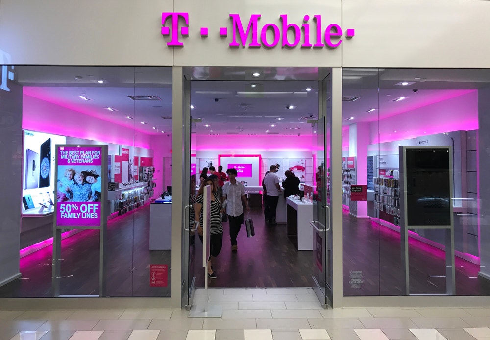 T-Mobile US Revenue Declines In Q4, Hurt By Wireless Softness, Intense Rivalry