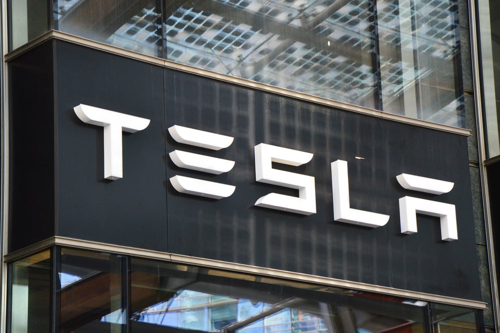 Tesla Has $1 Trillion Opportunity In This Segment, Says Ark — And Elon Musk May Be On The Move Already - Benzinga (Picture 1)