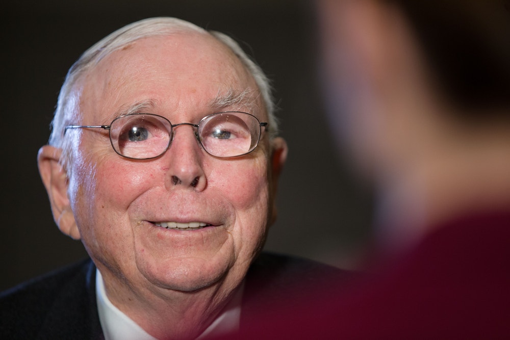 Charlie Munger Demands US Ban Cryptocurrencies: Calls It A 'Gambling Contract With A 100% Edge For The House'