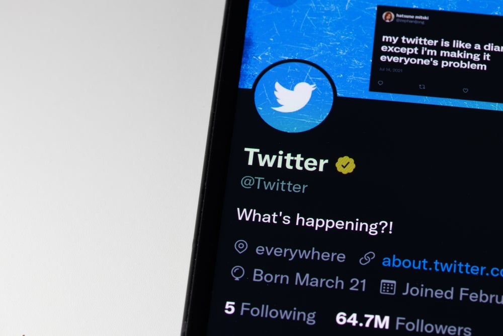 Want To Stay Verified On Twitter? It Could Cost You $1,000 Per Month - Benzinga (Picture 1)