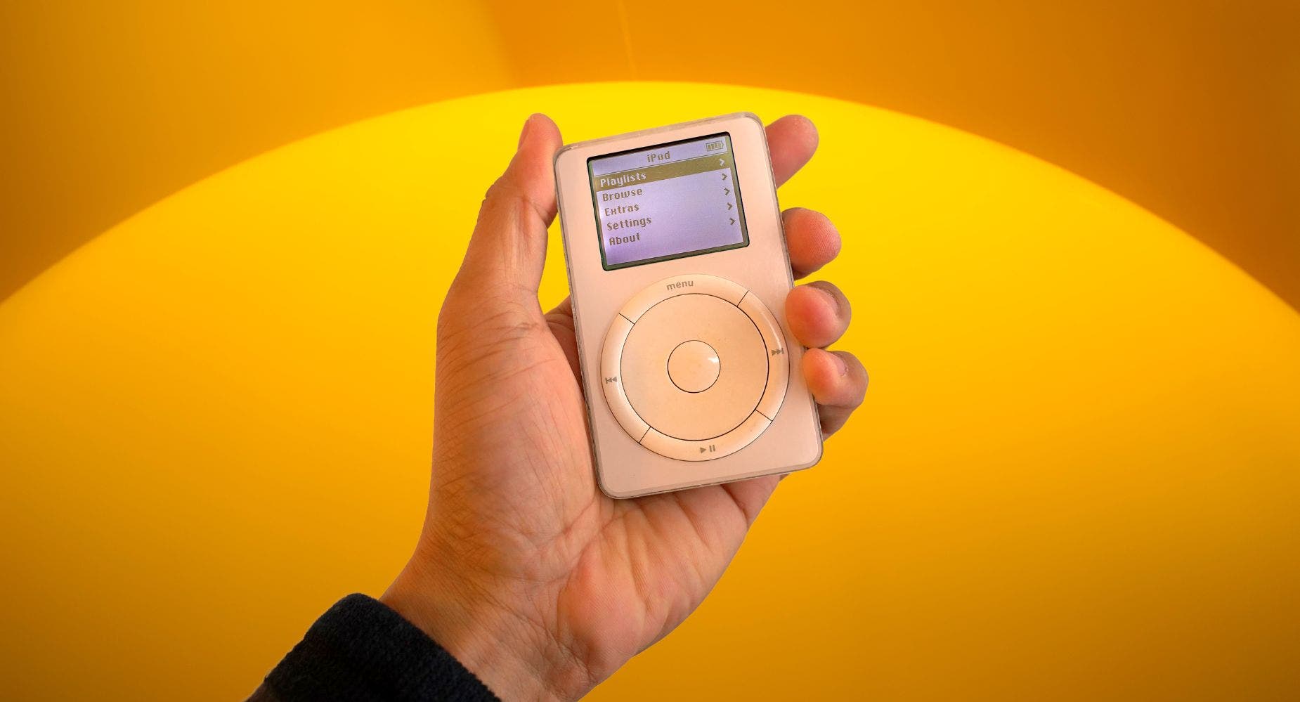 If You Bought $1,000 In Apple Stock When The iPod Was Released, Here's How Much You'd Have Now