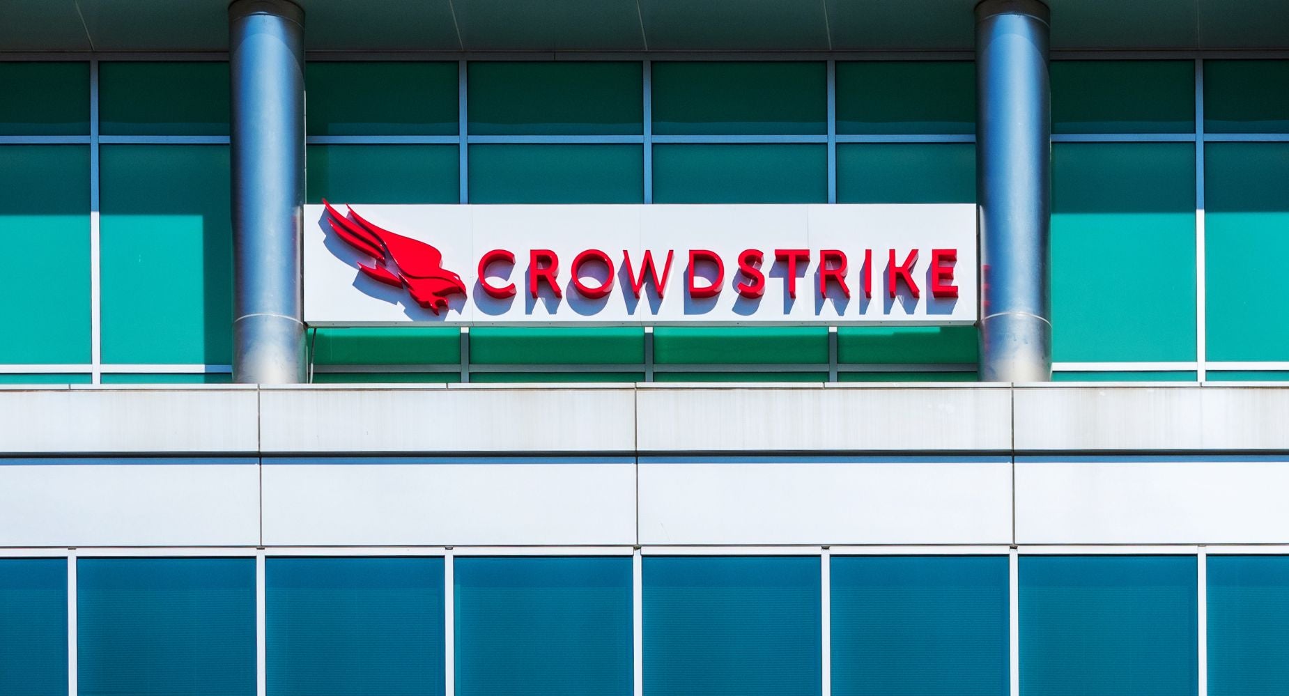 CrowdStrike Impresses With Solid Q3 Earnings, Analysts Remain Bullish ...