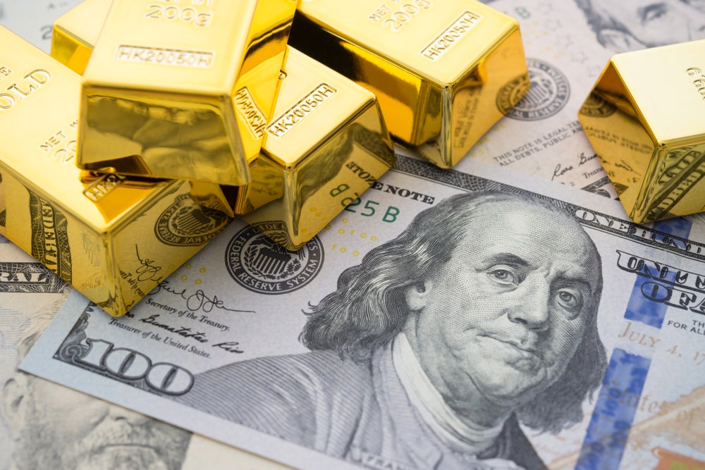 Gold Edges Up On Russia's Internal Chaos Soft Dollar: What's Capping More Gains? - iShares Gold Trust Shares of ... - Benzinga