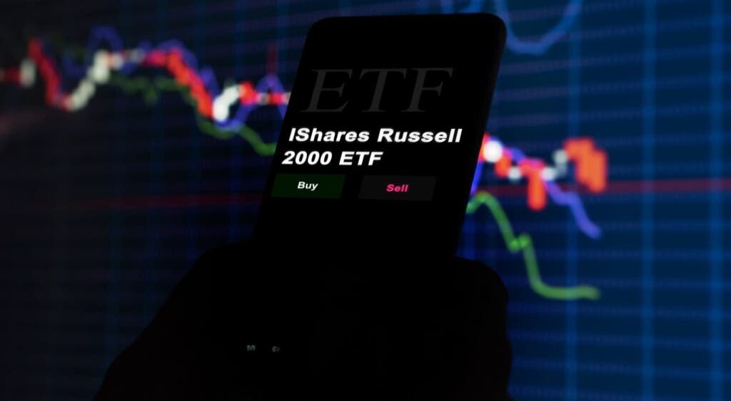 Is It Time to Invest in Small Caps? Analysts Highlight the Valuation Gap Compared to Large Caps 2 iShares Russell 2000 ETF (IWM) vs. SPDR S&P 500 ETF Trust (SPY) Chart