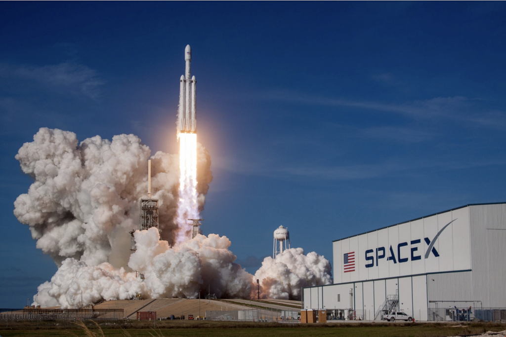 Weekend Of Triumph: Musk’s SpaceX Conducts Starship Test, Sends Crew-7 To Orbit, And Bolsters Starlink Array
