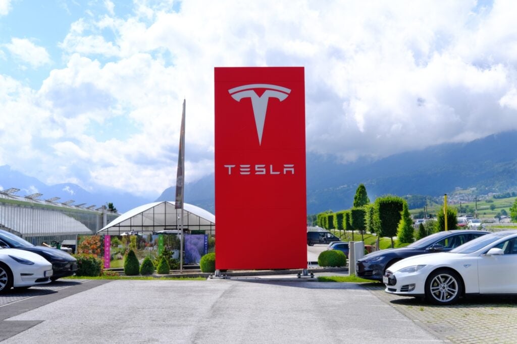C-Suite Exodus At Tesla? After Dojo Supercomputer Lead's Rumored Exit, AI Infra Head Tim Zaman Jumps Ship To Google's DeepMind - Benzinga (Picture 1)
