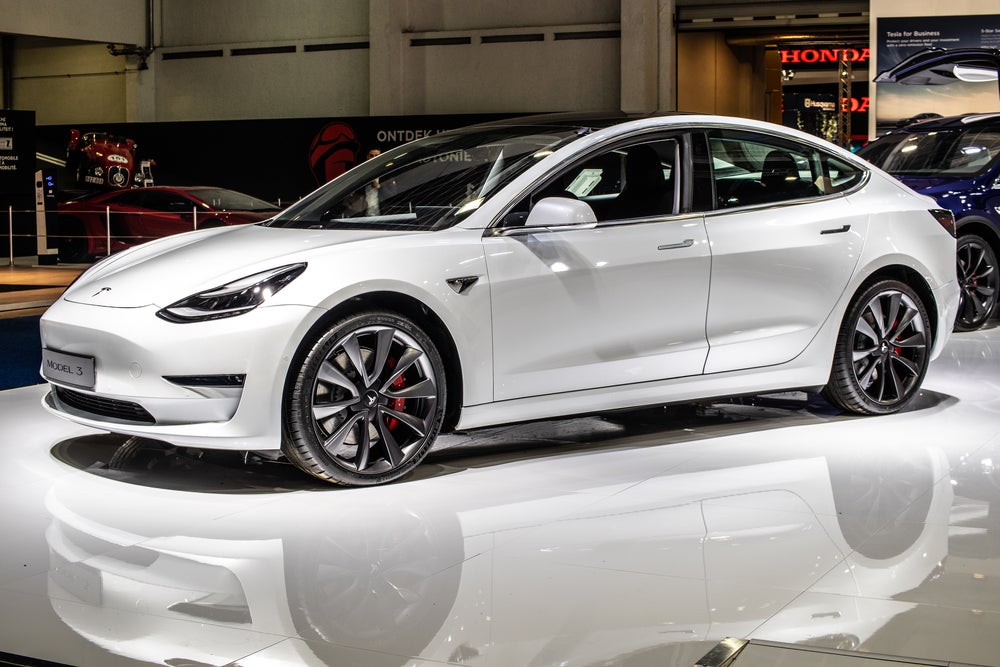 Tesla Offers Deep Discounts On Inventory Model 3 EVs In US, Canada Even As Stock Stutters Amid Price Cuts - Tesla (NASDAQ:TSLA)