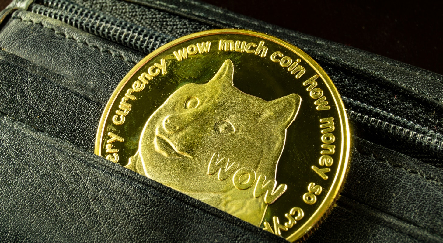 Whopping $33.8 Million Worth Of Dogecoin Shifted To Robinhood — And People Suspect This Person Could Be Behind It