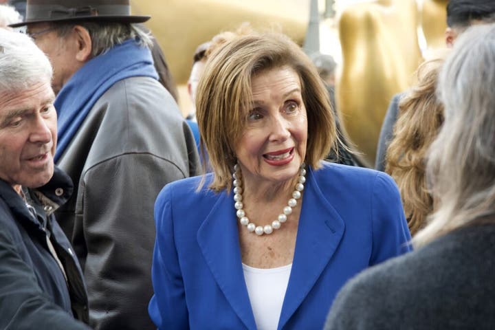 Nancy Pelosi Votes For Landmark Crypto Bill, Defies Longtime Adviser And Current SEC Commissioner Who Gave Thumbs Down For Bitcoin ETF