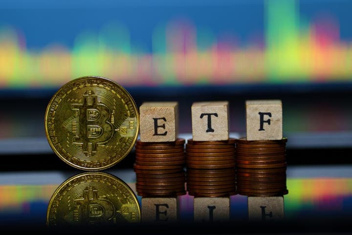 Bitcoin Spot ETFs Can't Get Enough With Historic 18-Day Buying Spree: Is This A New Gold Rush?