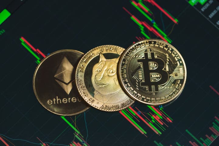 Bitcoin, Ethereum, Dogecoin Print More Red Candles, But Top Trader 'Can't Be Bearish Here'
