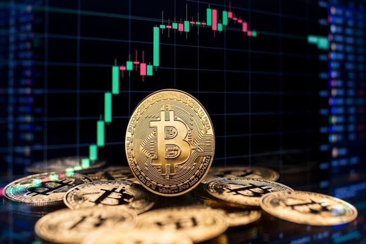 Crypto Analyst Predicts Bitcoin Correction to $55,000