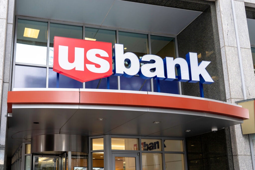 2 News Article Image US Bancorp Q2 Earnings: Net Interest Income Dips, But Fee Income Grows