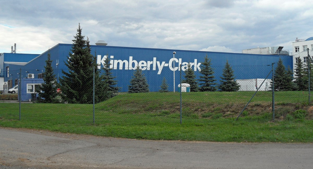 2 News Article Image Kimberly-Clark Shares Tumble After Missing Revenue Targets Despite Earnings Growth - Kimberly-Clark  ( NYSE:KMB ) 