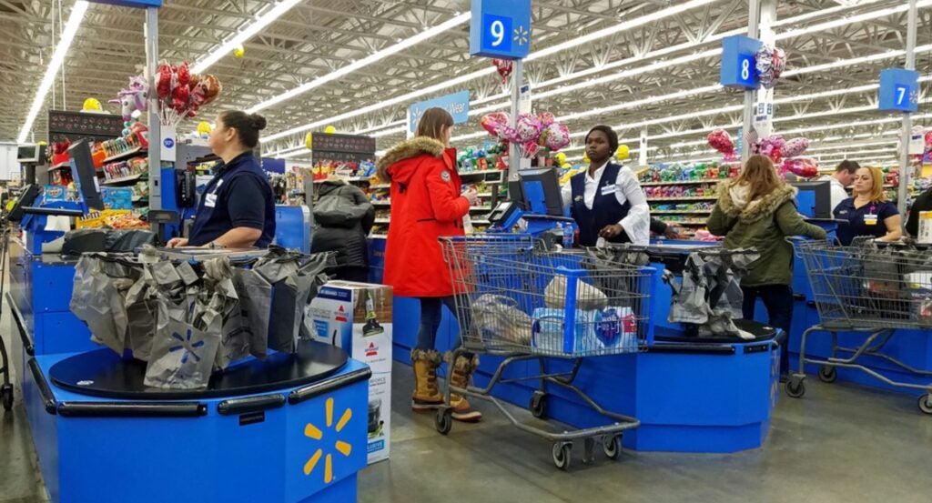 0 News Article Image Walmarts Q4-Aussicht getrübt durch Bedenken hinsichtlich der Verbraucherausgaben: JP Morgan Analyst - Walmart