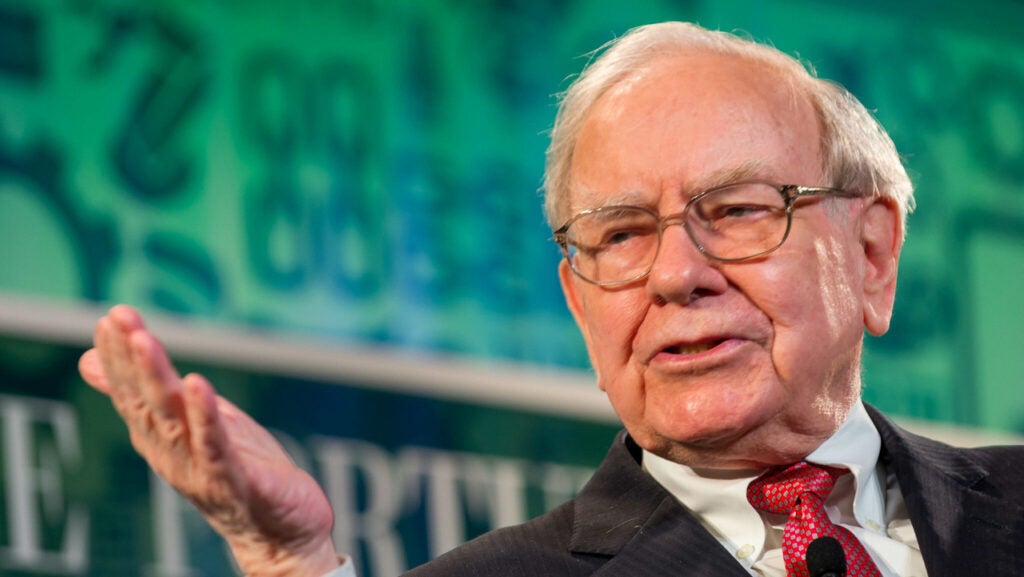 Warren Buffett Says He Wouldn't Be Successful Today If He Didn't Take This $100 College Class: 'I Was That Terrified'