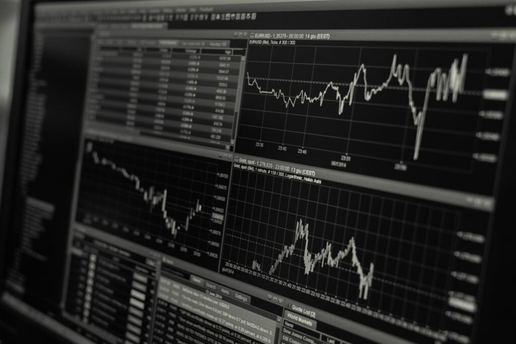 2 News Article Image Southwest Airlines Q3 Earnings Preview: Can Strategic Changes Propel Growth? - Southwest Airlines  ( NYSE:LUV ) 