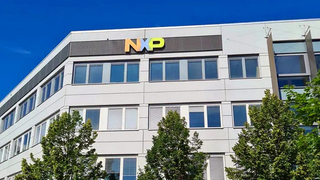 0 News Article Image Résultats du troisième trimestre de NXP Semiconductors : les analystes se prononcent sur la baisse des revenus et les prévisions faibles pour le quatrième trimestre - NXP Semiconductors