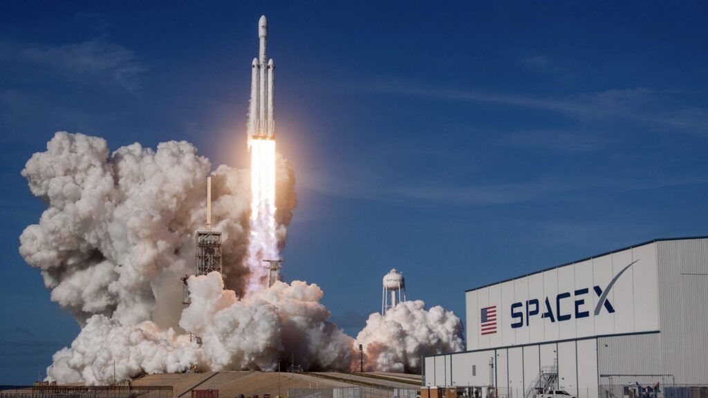 SpaceX Reportedly Considers Tender Offer Valuing It At $350B, Surging ...