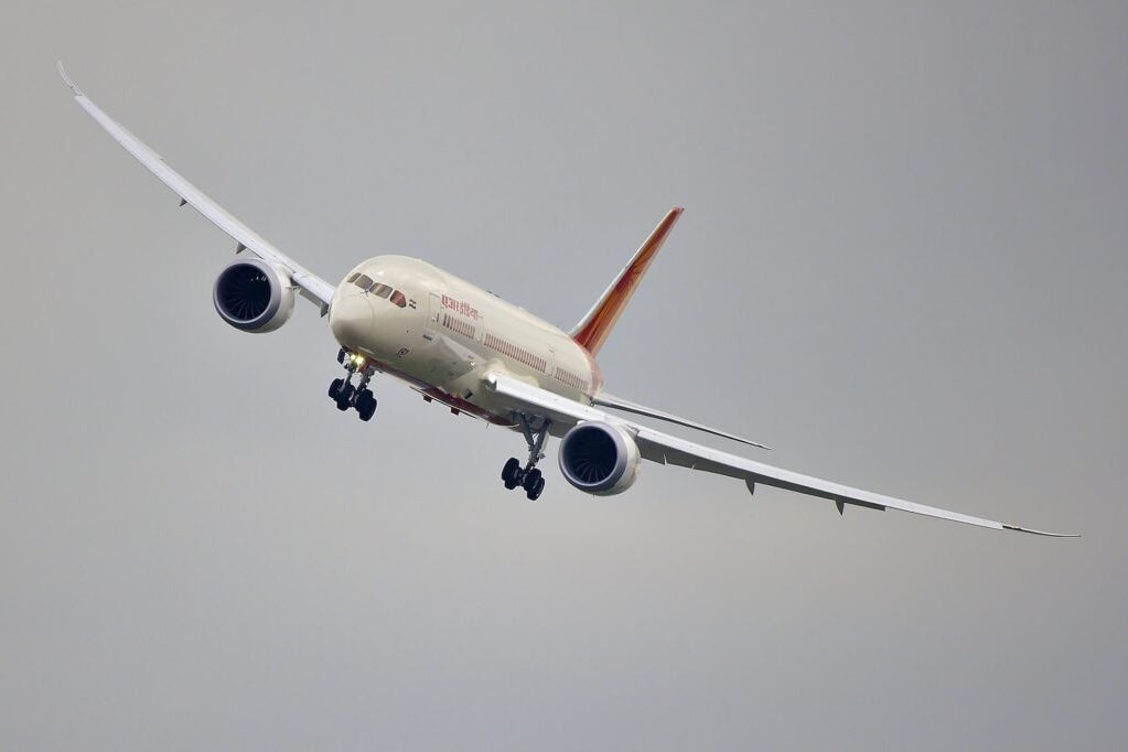 报告称，随着航空公司准备向乘客转嫁给 5 吨脱碳费用，航空旅行将变得昂贵 – Barclays (NYSE:BCS)