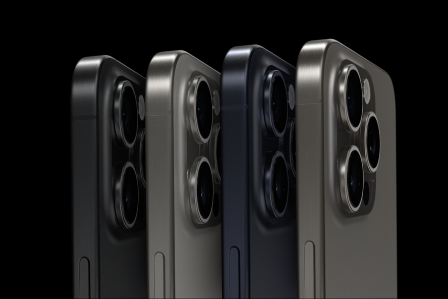 Czy nadejdzie nowy, błyszczący iPhone 16 Pro?  Krążą plotki, że kolejny flagowiec Apple będzie miał obudowę ze szczotkowanego tytanu – Apple (NASDAQ:AAPL)