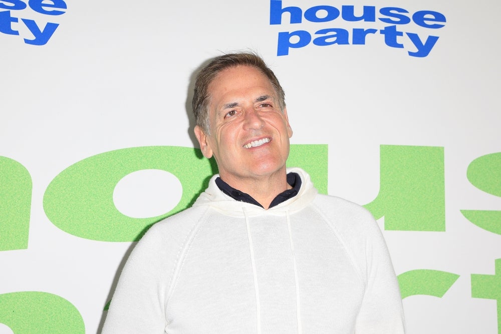 Photo of Mark Cuban Makes 'Geek To Geek' Offer Of $75K On Shark Tank: 'I Want You To Myself'