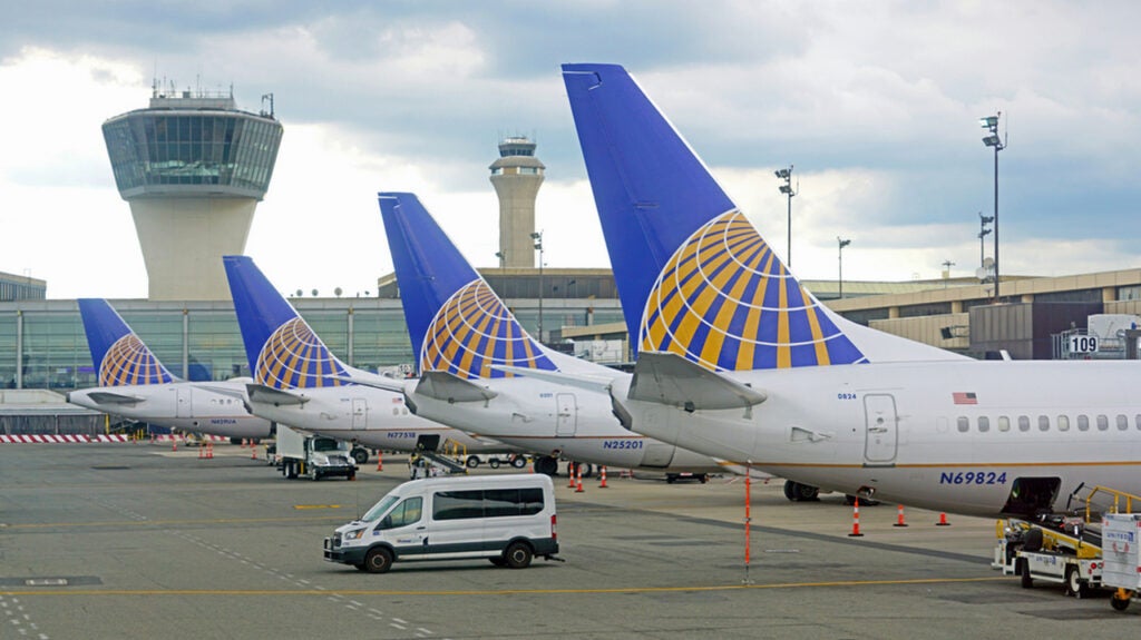 2 News Article Image United Airlines Technical Signals Show Clear Skies Ahead Of Earnings - United Airlines Holdings  ( NASDAQ:UAL ) 