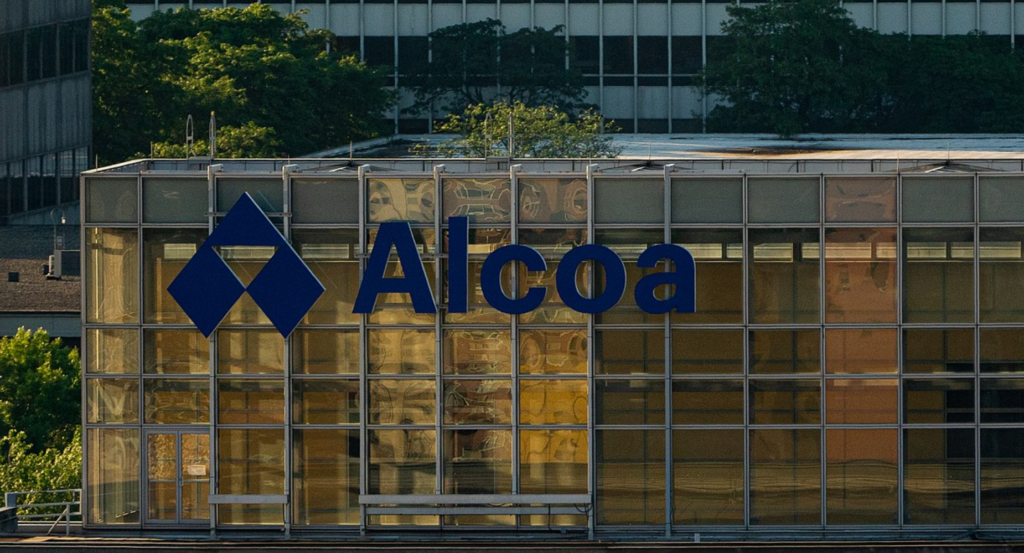 3 News Article Image Alcoa Gears Up For Q4 Print; Here Are The Recent Forecast Changes From Wall Street's Most Accurate Analysts - Alcoa  ( NYSE:AA ) 