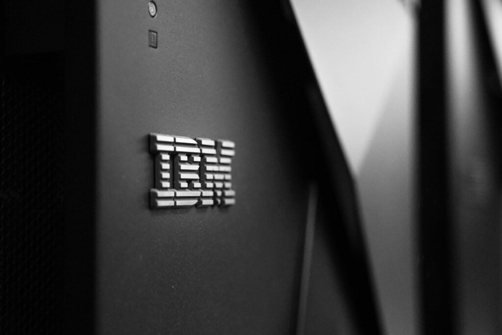 3 News Article Image акции IBM взлетают на 8% на предварительном рынке после победы над оценками Q4 и раскрытия стратегии искусственного интеллекта - IBM