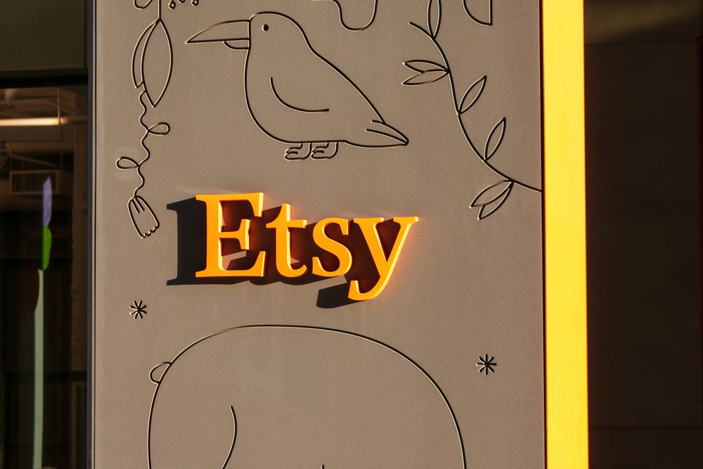0 News Article Image Генеральный директор Etsy заявил, что Etsy «остается гибкой», поскольку доходы растут, а число активных покупателей снижается - Etsy