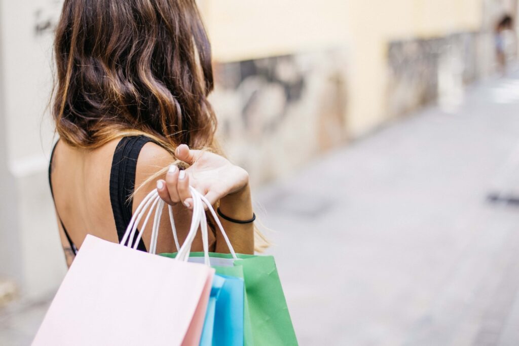 0 News Article Image Kohl's  ( KSS )  Stock Rises On CEO Shakeup, Preliminary Q1 Outlook - Kohl's  ( NYSE:KSS ) 