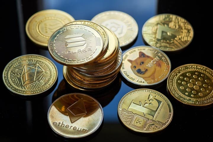 Bitcoin, Ethereum, Dogecoin Slip While XRP Holds Firm: Is A Pullback Coming?