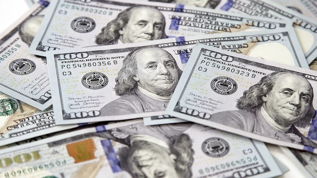 4 News Article Image Ray Dalio Warns Against Decreasing Value Of US Dollar Amid Mounting Government Debt: 'Risks Are Greater Than The Rating Agencies Are Conveying' - Invesco QQQ Trust, Series 1  ( NASDAQ:QQQ ) , SPDR S&P 500  ( ARCA:SPY ) 