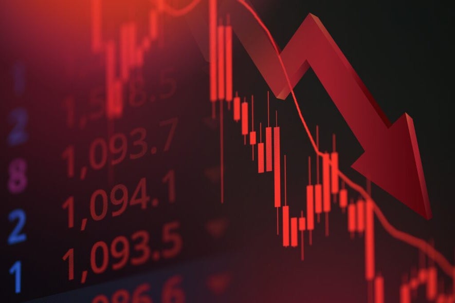 Treasury Yields Top 5%: These 20 Stocks Tanked In Just One Hour - Benzinga (Picture 1)