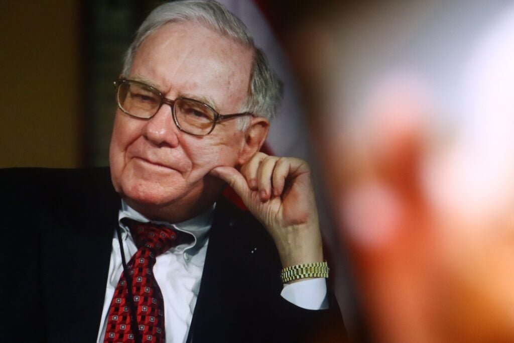 1Warren Buffett Advocates For Stocks Over Real Estate As Long-Term Investments: