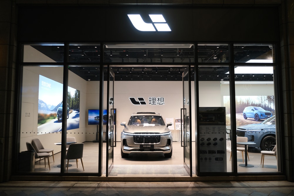 Feature Image for interests on Briefs, Electric Vehicles, Evs, Mobility from benzinga.com