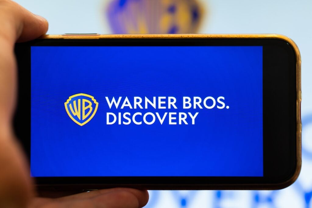 4 News Article Image Warner Bros.-Aktie steigt am Montag vorbörslich um fast 9 %: Was ist los? – Comcast