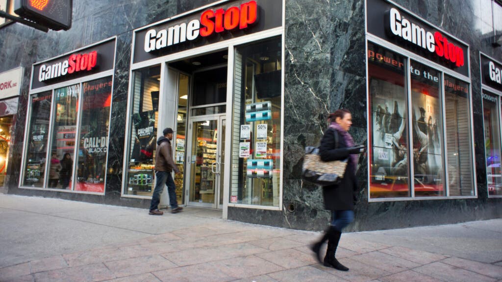 GameStop (GME) Stock: Q1 Earnings, Bitcoin & Nintendo Switch 2 Drive Volatility
