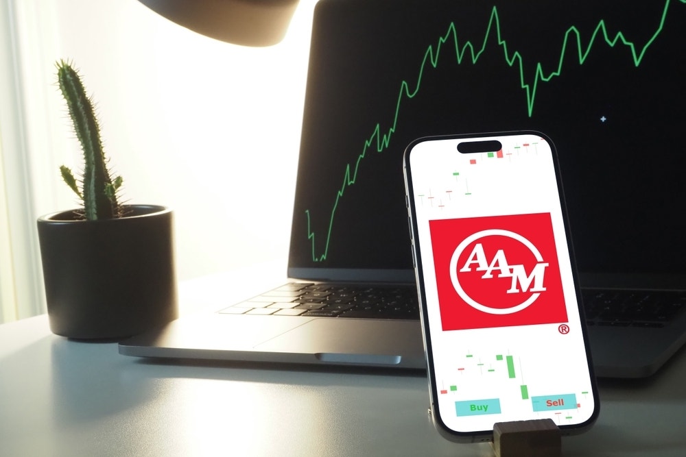 Feature Image for interests on Consumer Cyclical, Consumer Defensive, Expert Ideas, Opinion from benzinga.com