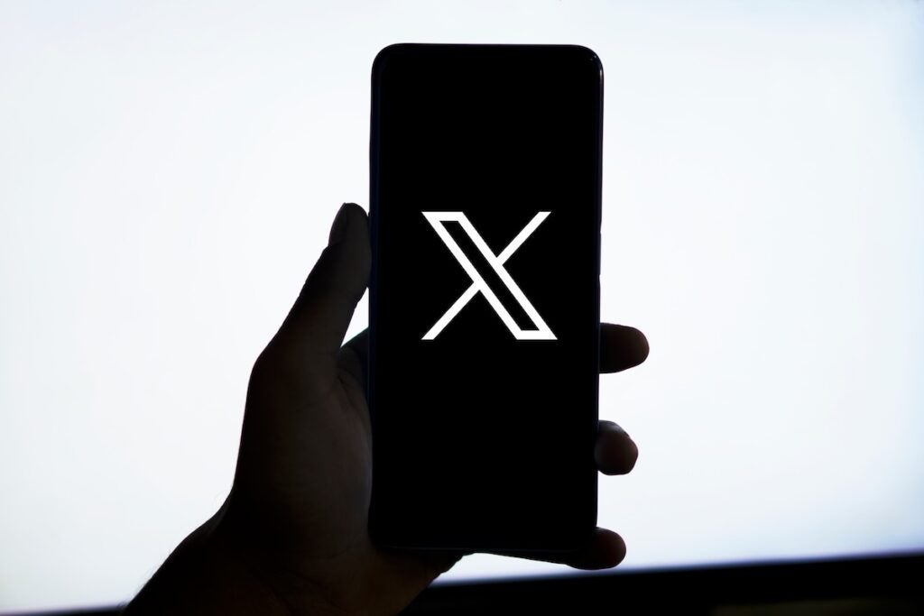 Elon Musk's X Plans To Launch In-App Stock Trading To Challenge Robinhood, SoFi — CEO Says You'll 'Whole Financial Life' Could Be On The Platform