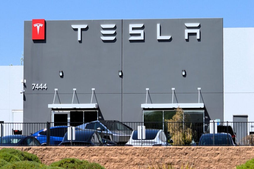Tesla's AI Future Is Worth $1 Trillion, Says Dan Ives: 'Golden Era Of Autonomous' Begins With Robotaxi Launch