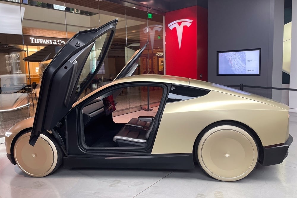 0 News Article Image Рост масштабов Tesla Robotaxi в ближайшем будущем будет медленным: Goldman Sachs - Tesla