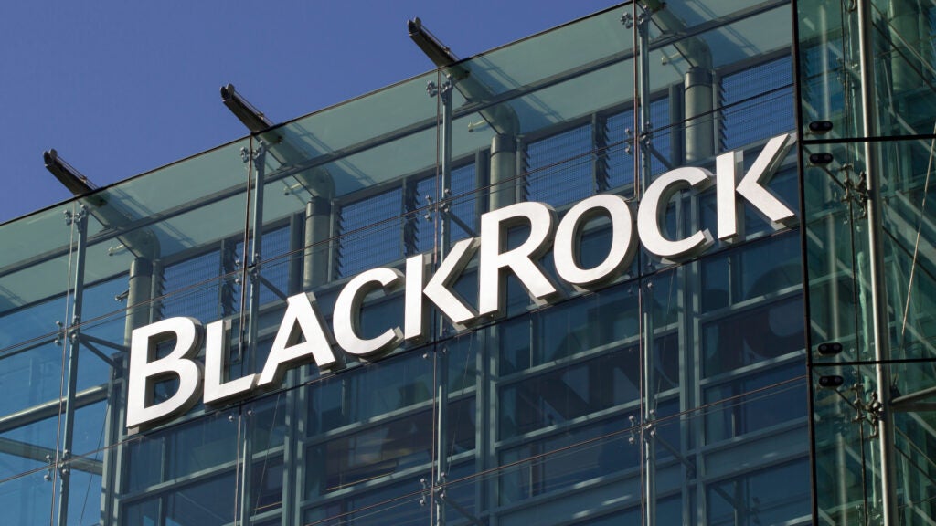 2 News Article Image El ETF de Bitcoin de BlackRock acaba de superar a MSTR de Michael Saylor: ahora posee casi 700,000 BTC - BlackRock